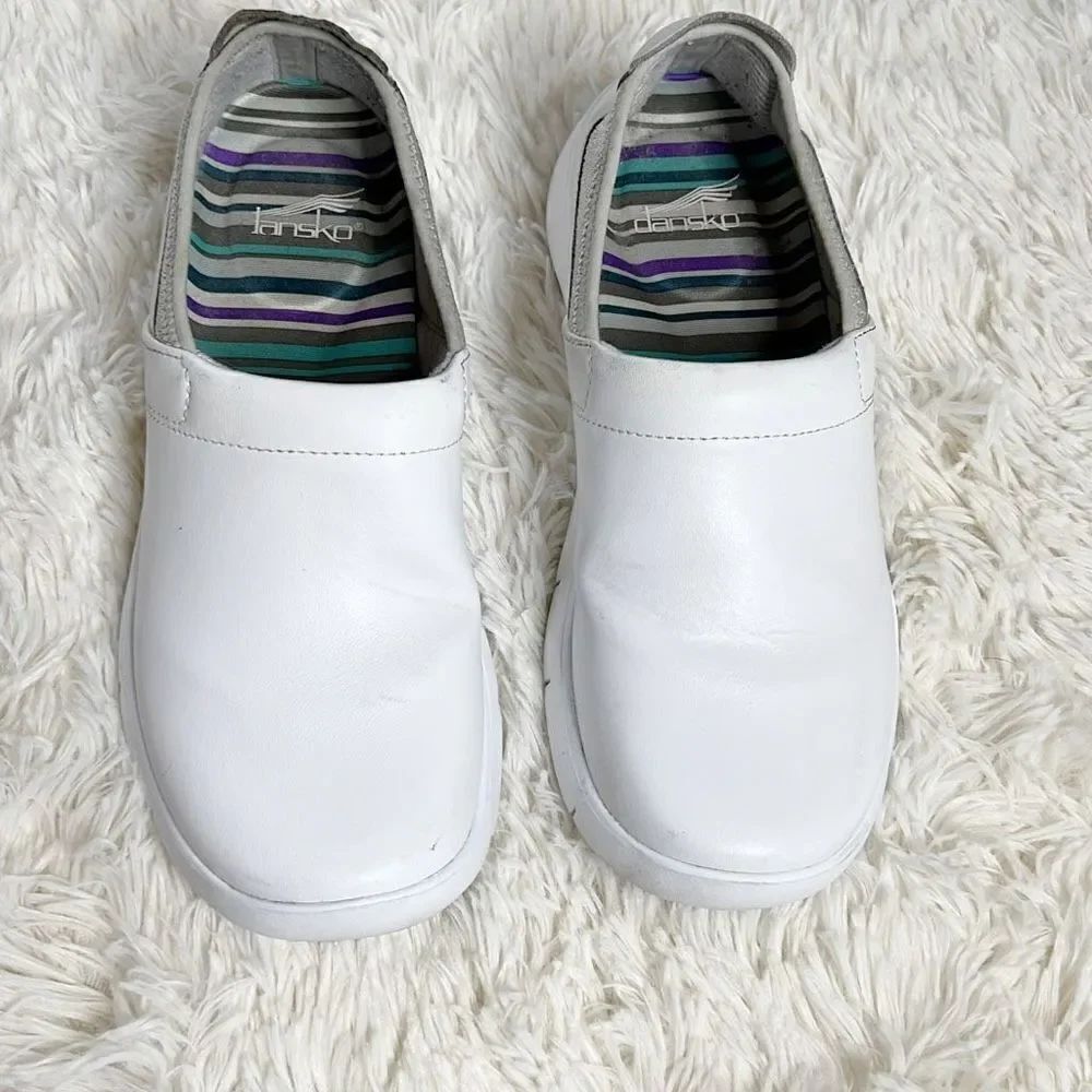 Dansko White Leather Nursing clogs Professional Size 37